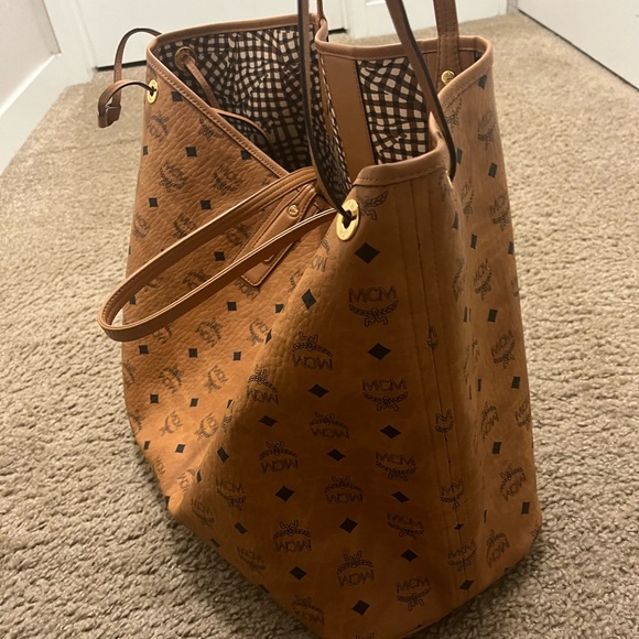 MCM Cognac Visetos Logo Canvas Tote in Brown - Picture 8 of 9